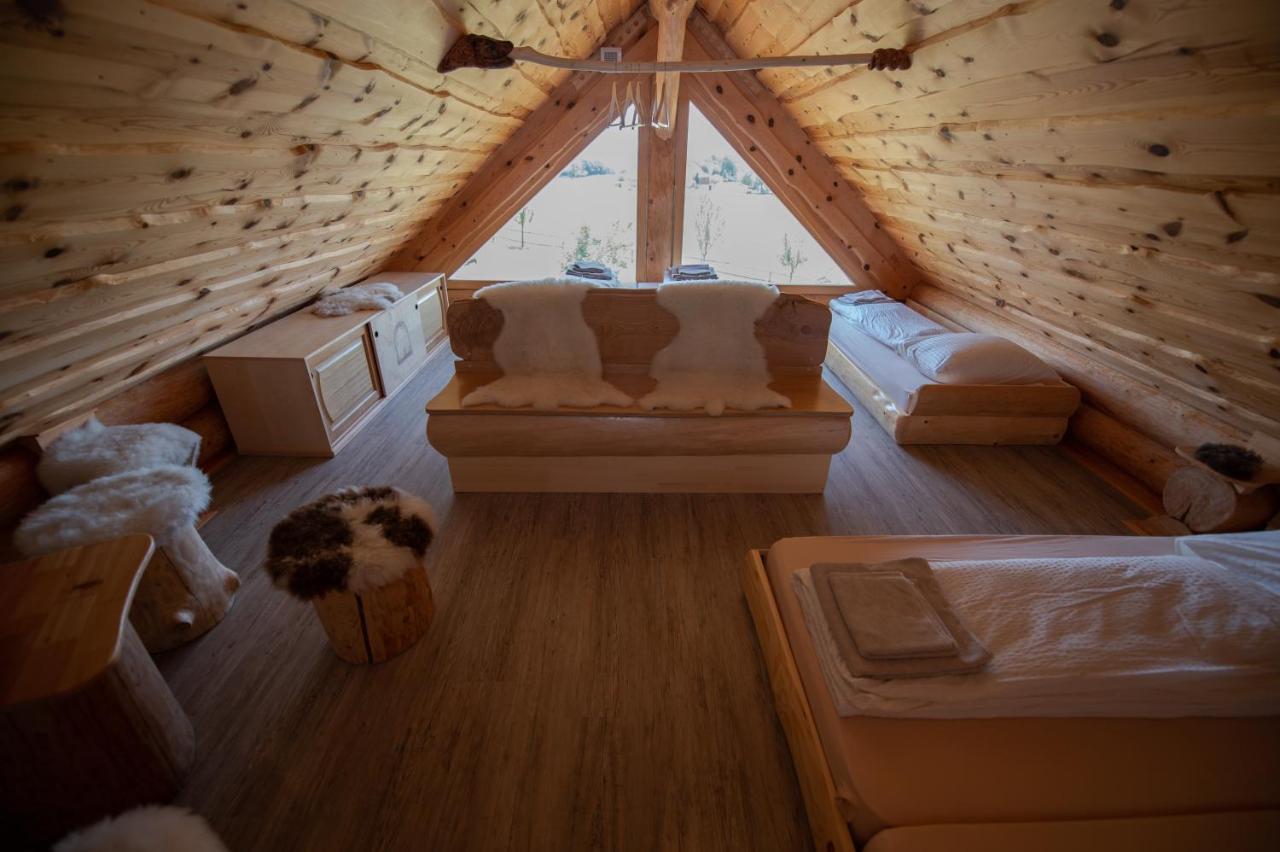 Holiday Home Ernest Zelezni With Hot Tub Ivancna Gorica Luaran gambar